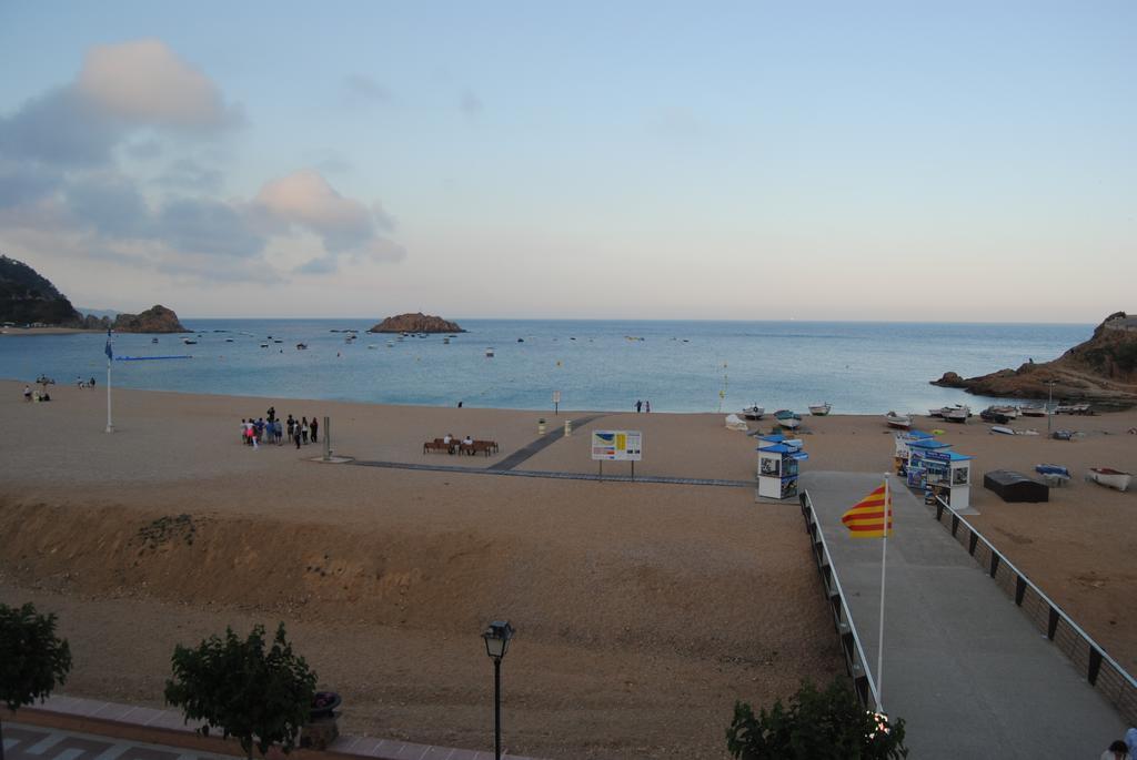 Hotel Victoria Tossa de Mar Oda fotoğraf